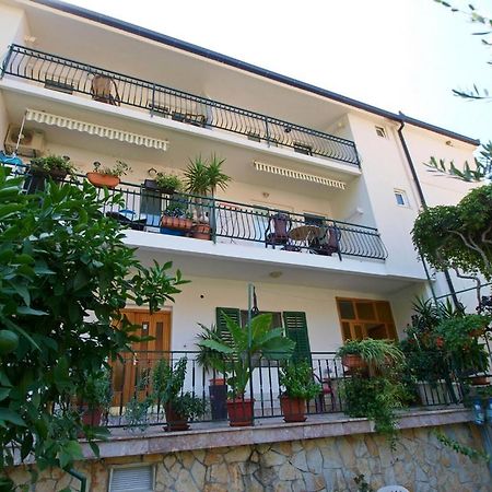 Apartmani Danica Gradac  Esterno foto